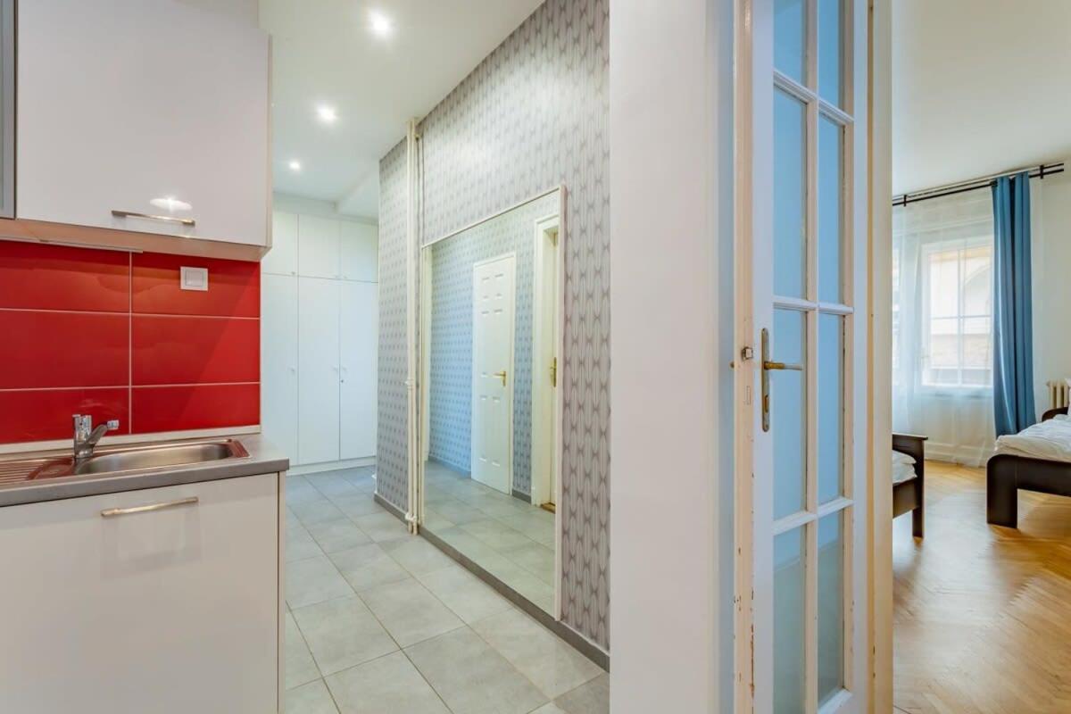 Home Away From Home In The Center Budapest Extérieur photo